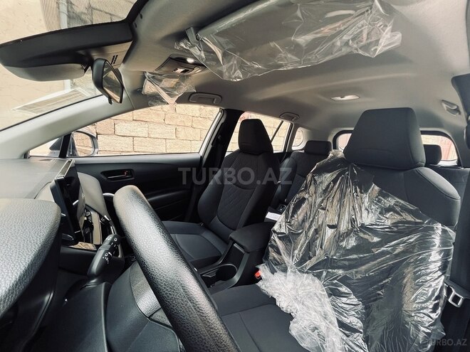 Toyota Corolla Cross 2025, 0 km - 2.0 л - Bakı