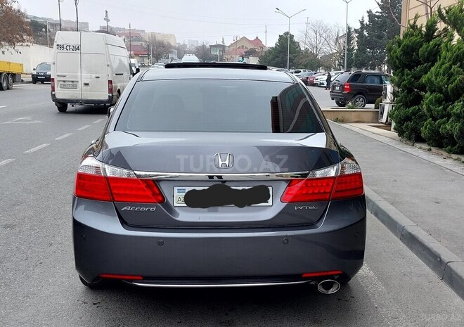 Honda Accord-2
