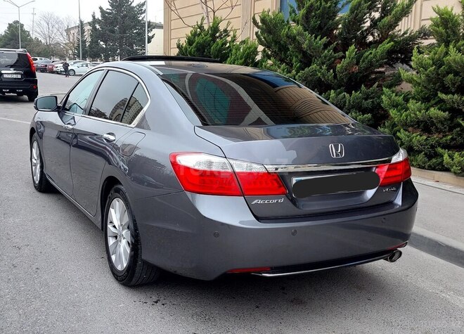 Honda Accord-6