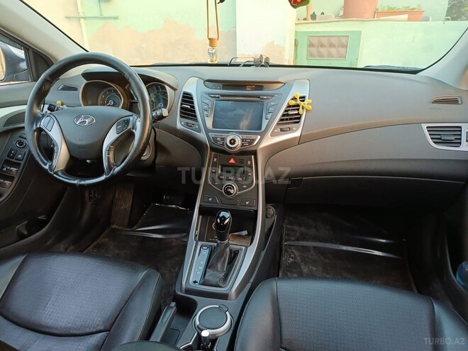 Hyundai Avante 2014, 190,000 km - 1.6 l - Sumqayıt
