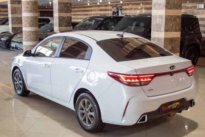 Kia Rio 2021, 65,000 km - 1.6 l - Bakı