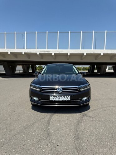 Volkswagen Passat 2018, 129,000 km - 1.8 l - Bakı