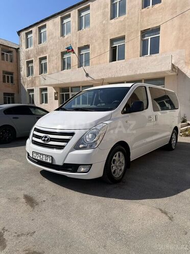 Hyundai H-1 2014, 200,000 km - 2.5 l - Bakı