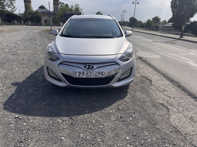 Hyundai i30 2014, 240,000 km - 1.4 л - Qəbələ