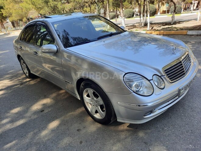 Mercedes E 270 2003, 320,000 km - 2.7 l - Sumqayıt