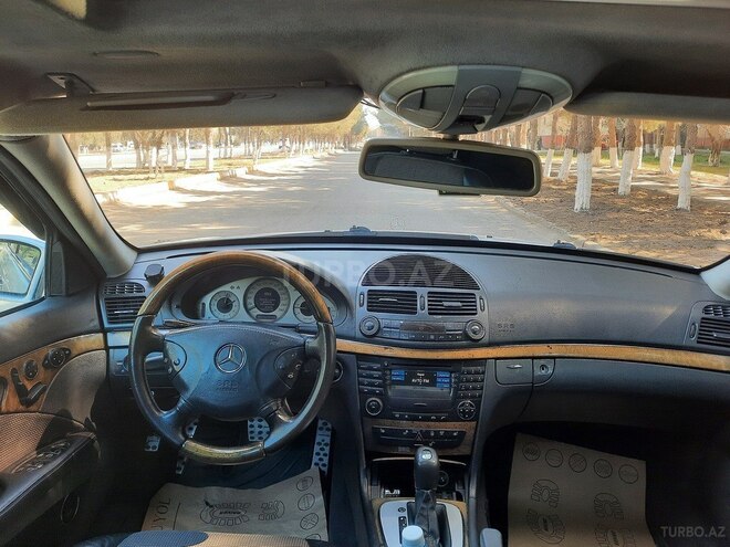 Mercedes E 270 2003, 320,000 km - 2.7 l - Sumqayıt