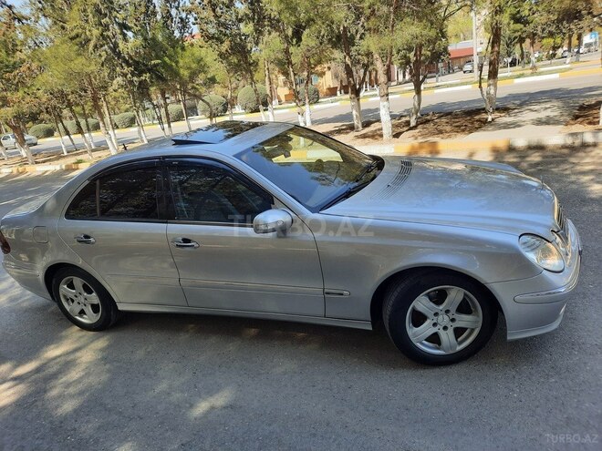 Mercedes E 270 2003, 320,000 km - 2.7 l - Sumqayıt