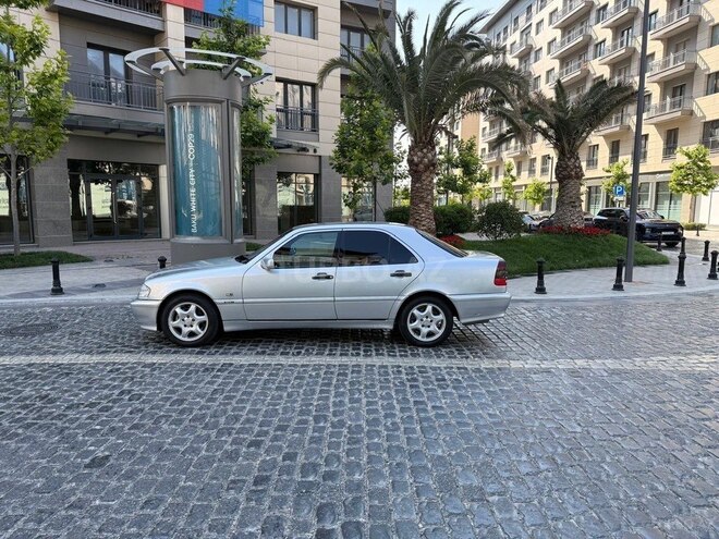 Mercedes C 240 1998, 321,000 km - 2.4 l - Bakı