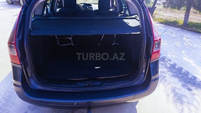Renault Megane 2008, 438,000 km - 1.9 l - Salyan