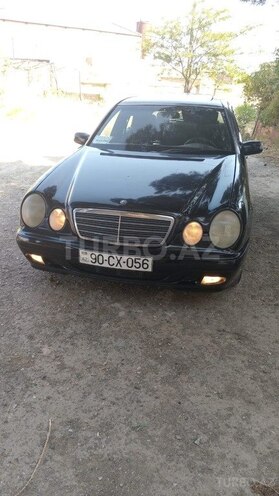 Mercedes E 220 d 2001, 382,000 km - 2.2 l - Bakı