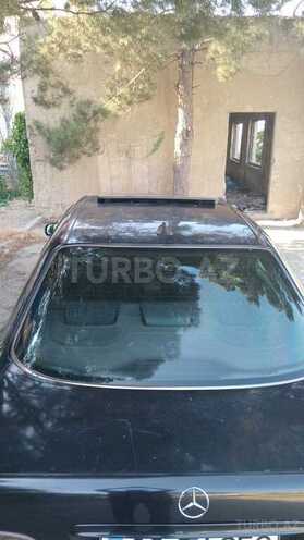 Mercedes E 220 d 2001, 382,000 km - 2.2 l - Bakı