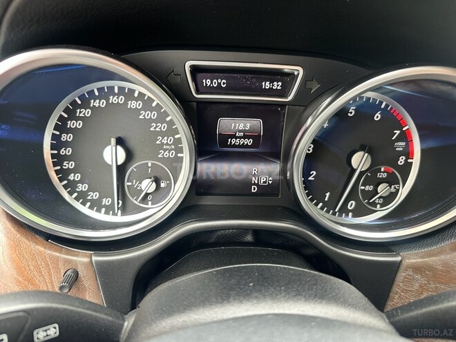 Mercedes GL 500 4MATIC 2014, 195,000 km - 4.7 l - Bakı