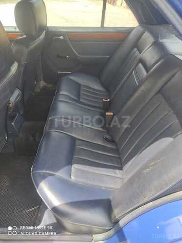 Mercedes E 230 1986, 100,000 km - 2.3 l - Bakı