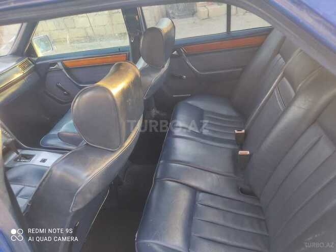 Mercedes E 230 1986, 100,000 km - 2.3 l - Bakı