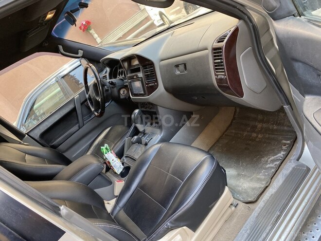 Mitsubishi Pajero 2003, 241,041 km - 3.0 l - Sumqayıt