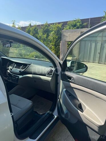 Hyundai Tucson 2016, 280,000 km - 2.0 l - Sumqayıt