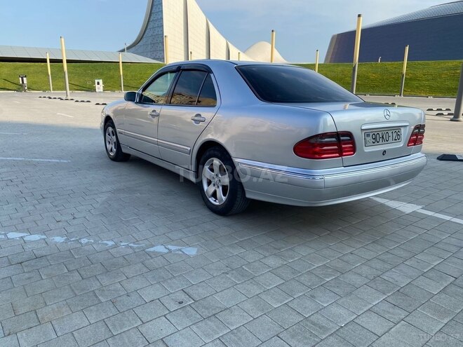 Mercedes E 220 d 2000, 260,000 km - 2.2 l - Bakı