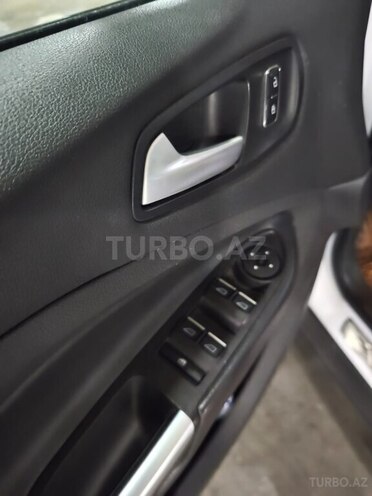 Ford Escape-8