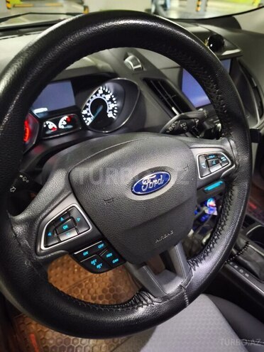 Ford Escape-5