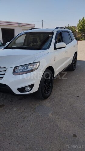 Hyundai Santa Fe-15