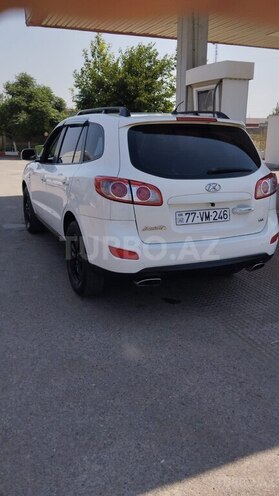 Hyundai Santa Fe-14