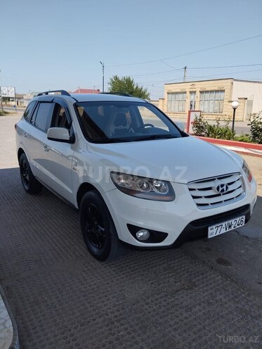Hyundai Santa Fe-18