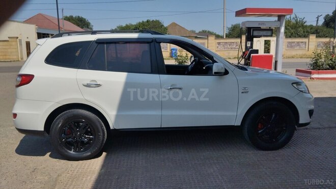Hyundai Santa Fe-20