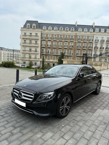 Mercedes E 220 d 2017, 173,000 km - 2.0 l - Bakı
