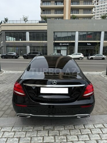 Mercedes E 220 d 2017, 173,000 km - 2.0 l - Bakı