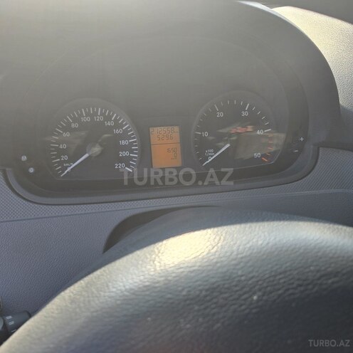 Mercedes Vito 111 2006, 212,558 km - 2.2 л - Bakı