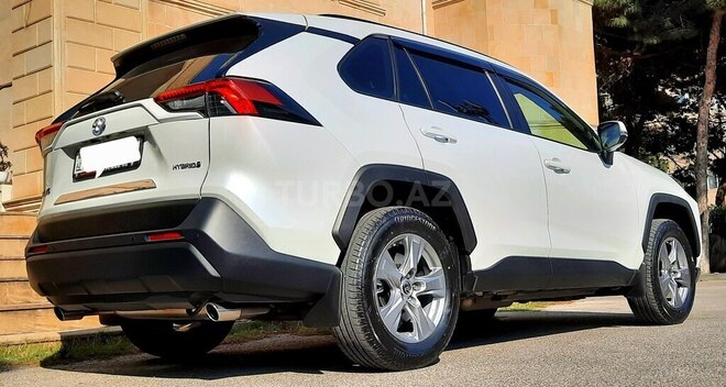 Toyota RAV4 2024, 18,000 km - 2.0 l - Bakı