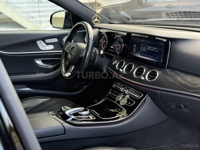 Mercedes E 300 2016, 206,000 km - 2.0 l - Sumqayıt