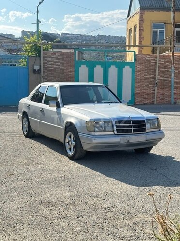 Mercedes E 200 d 1991, 345,727 km - 2.0 л - Bakı