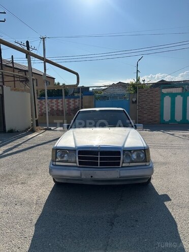 Mercedes E 200 d 1991, 345,727 km - 2.0 л - Bakı