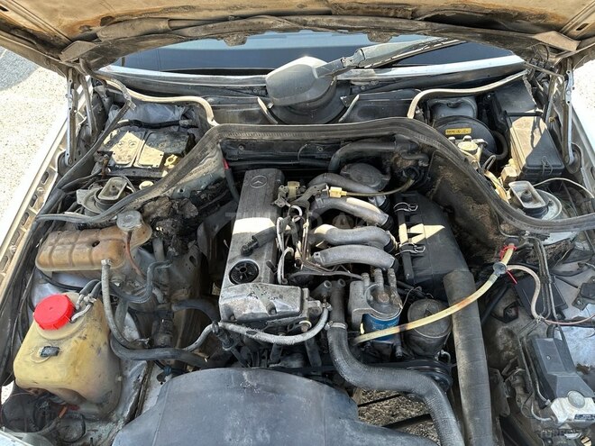 Mercedes E 200 d 1991, 345,727 km - 2.0 л - Bakı