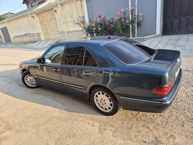 Mercedes E 270 2000, 580,000 km - 2.7 l - Bakı