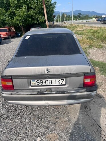 Opel Vectra 1994, 250,000 km - 2.0 l - İsmayıllı