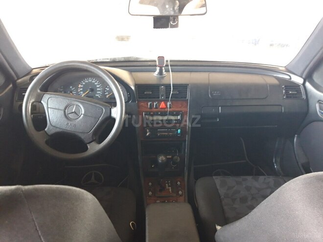 Mercedes C 200 1998, 179,960 km - 2.0 l - Zaqatala