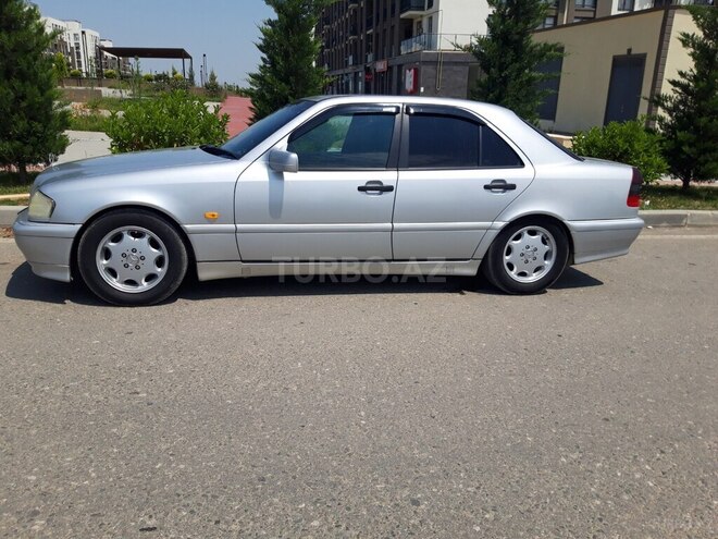 Mercedes C 200 1998, 179,960 km - 2.0 l - Zaqatala