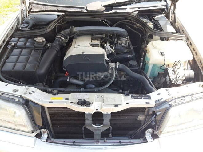Mercedes C 200 1998, 179,960 km - 2.0 l - Zaqatala