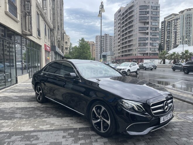 Mercedes E 200 d 2019, 130,000 km - 2.0 л - Bakı