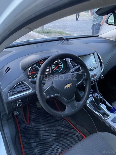 Chevrolet Cruze 2016, 318,650 km - 1.4 л - Gəncə