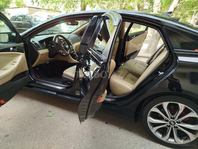 Hyundai Sonata 2013, 240,439 km - 2.0 л - Bakı