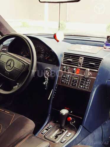Mercedes C 200 1996, 28,600 km - 2.0 l - Bakı
