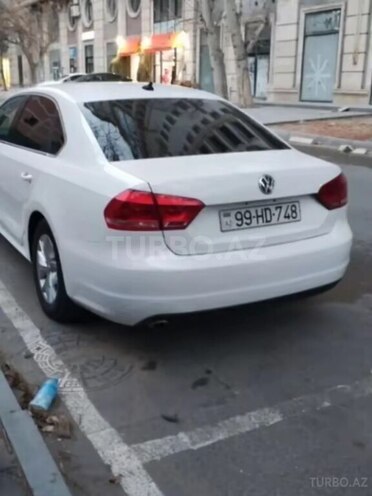 Volkswagen Passat 2011, 207,000 km - 2.5 l - Bakı