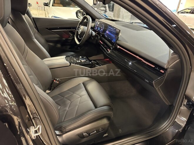 BMW 530 2024, 9,000 km - 2.0 l - Bakı
