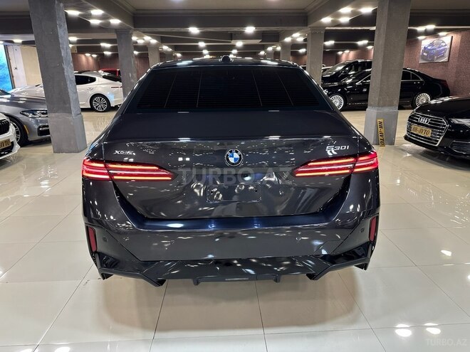 BMW 530 2024, 9,000 km - 2.0 l - Bakı