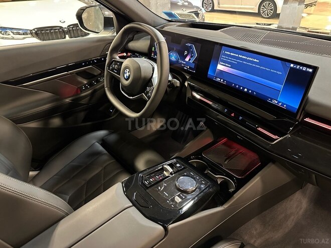 BMW 530 2024, 9,000 km - 2.0 l - Bakı