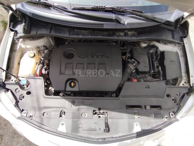 Toyota Corolla 2011, 121,000 km - 1.6 l - Bakı