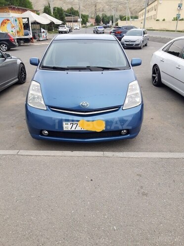 Toyota Prius 2008, 215,000 km - 1.5 l - Qusar